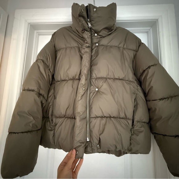 H&M olive green oversized puffer size M - Picture 2 of 8